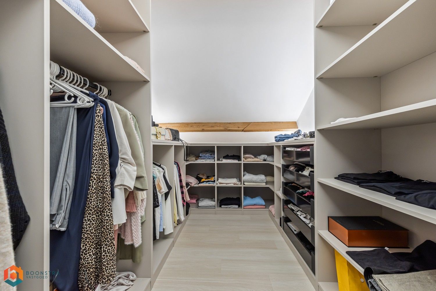 Ruime villa met tal van mogelijkheden en 4 slpkrs op een mooi perceel (1347 m²) te Bonheiden foto 16