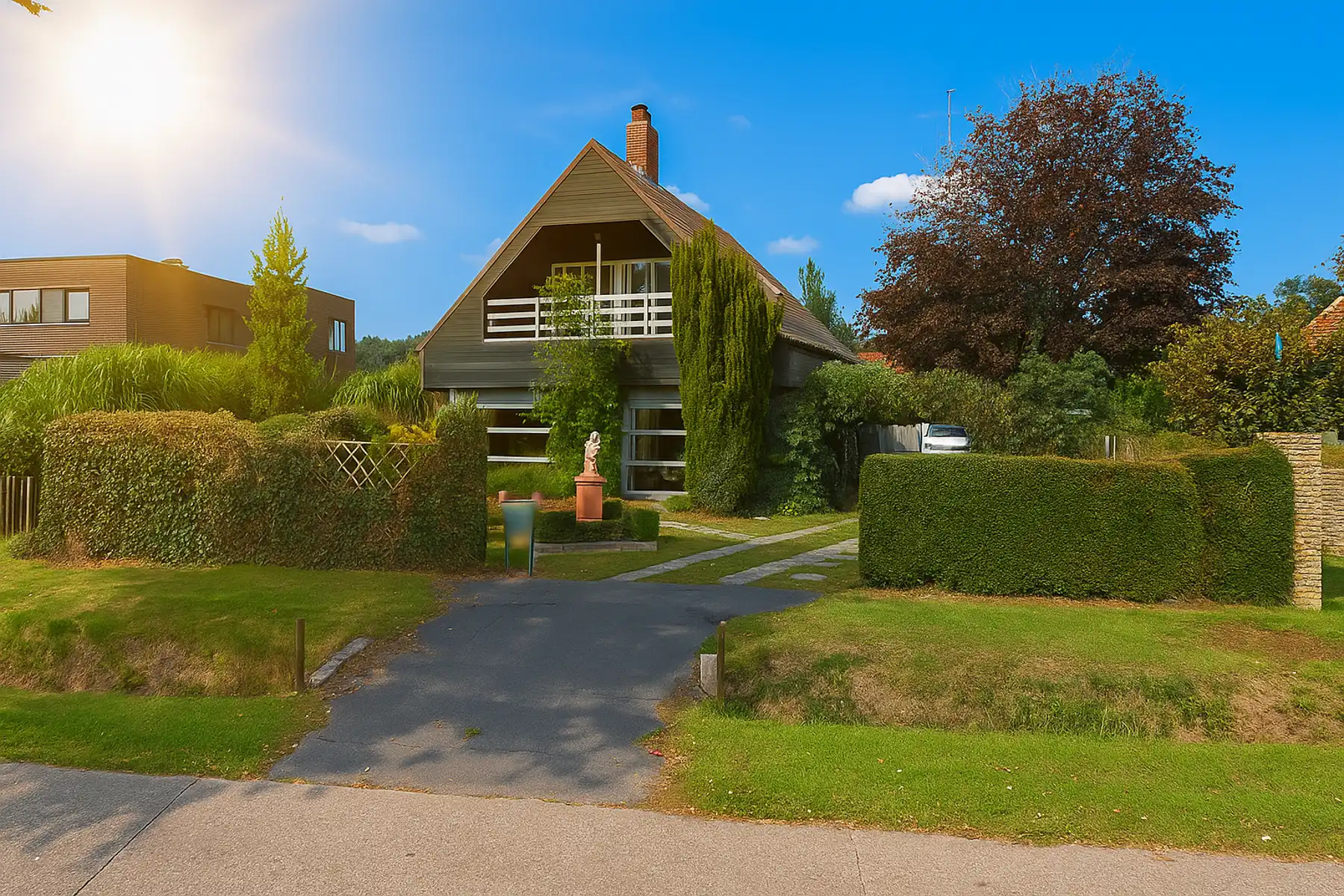 Te renoveren villa op toplocatie te Sijsele/Damme foto {{pictureIndex}}