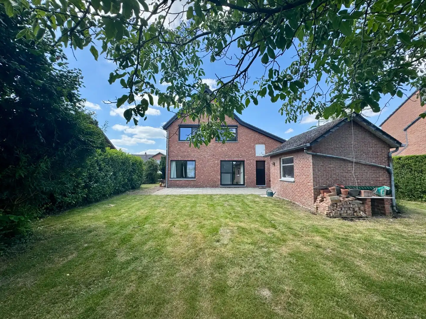 Gerenoveerde vrijstaande woning met 3 slaapkamers te huur foto 22