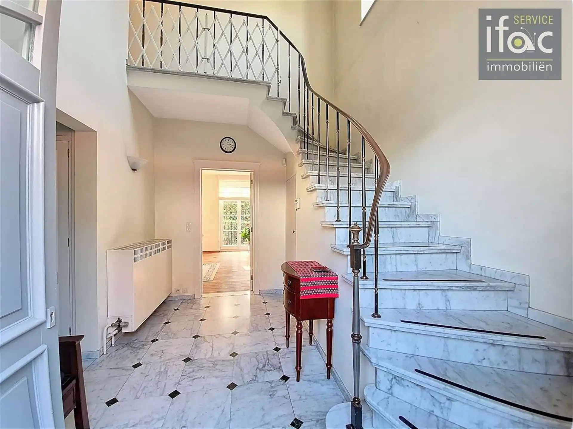 Franse villa in Arboretumwijk, vlak bij het centrum foto 17