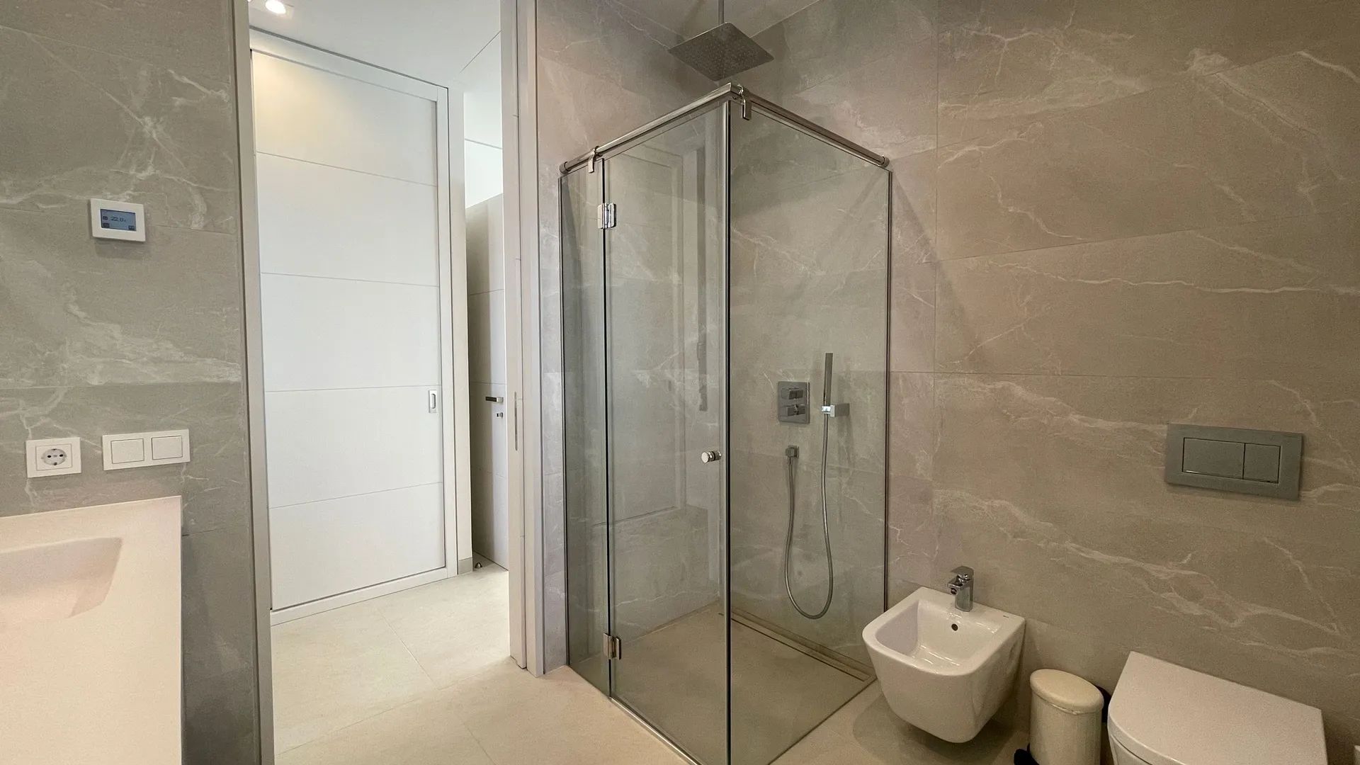 Modern meesterwerk in Nagüeles – waar luxe, ruimte en design samenkomen aan de Golden Mile van Marbella foto 27