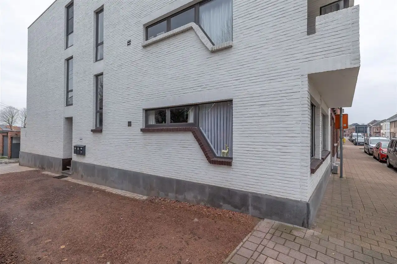 Zorgeloze investering met sterk verhuurpotentieel foto 28