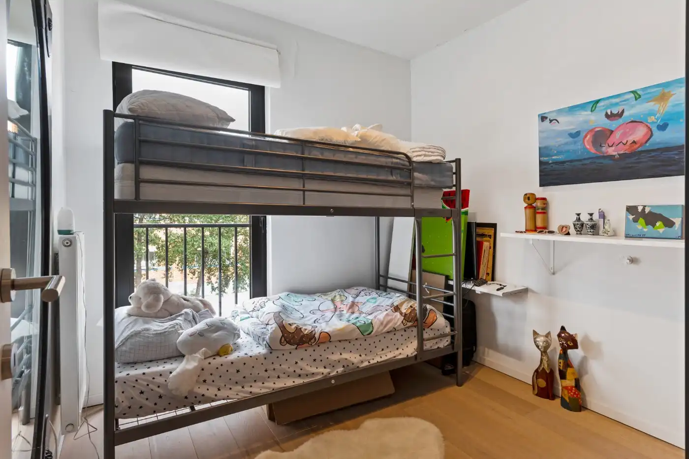 Recent app. op 1e verd. met 2 slpk. in Cadix-buurt te Antwerpen foto 14