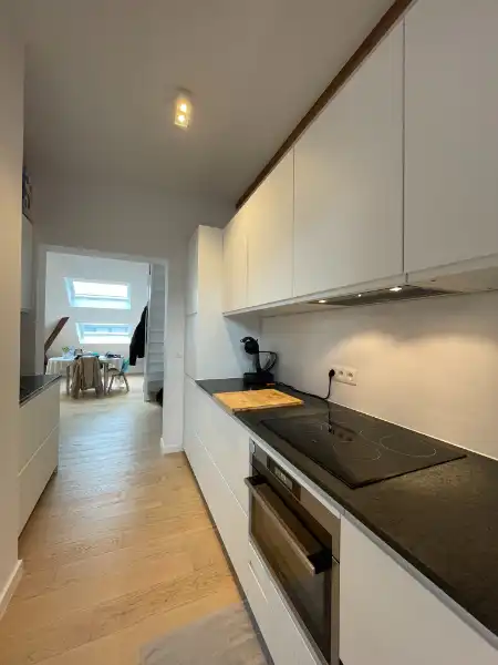 Prachtig dakappartement tussen het Zuid en Sint-Annaplein foto 6