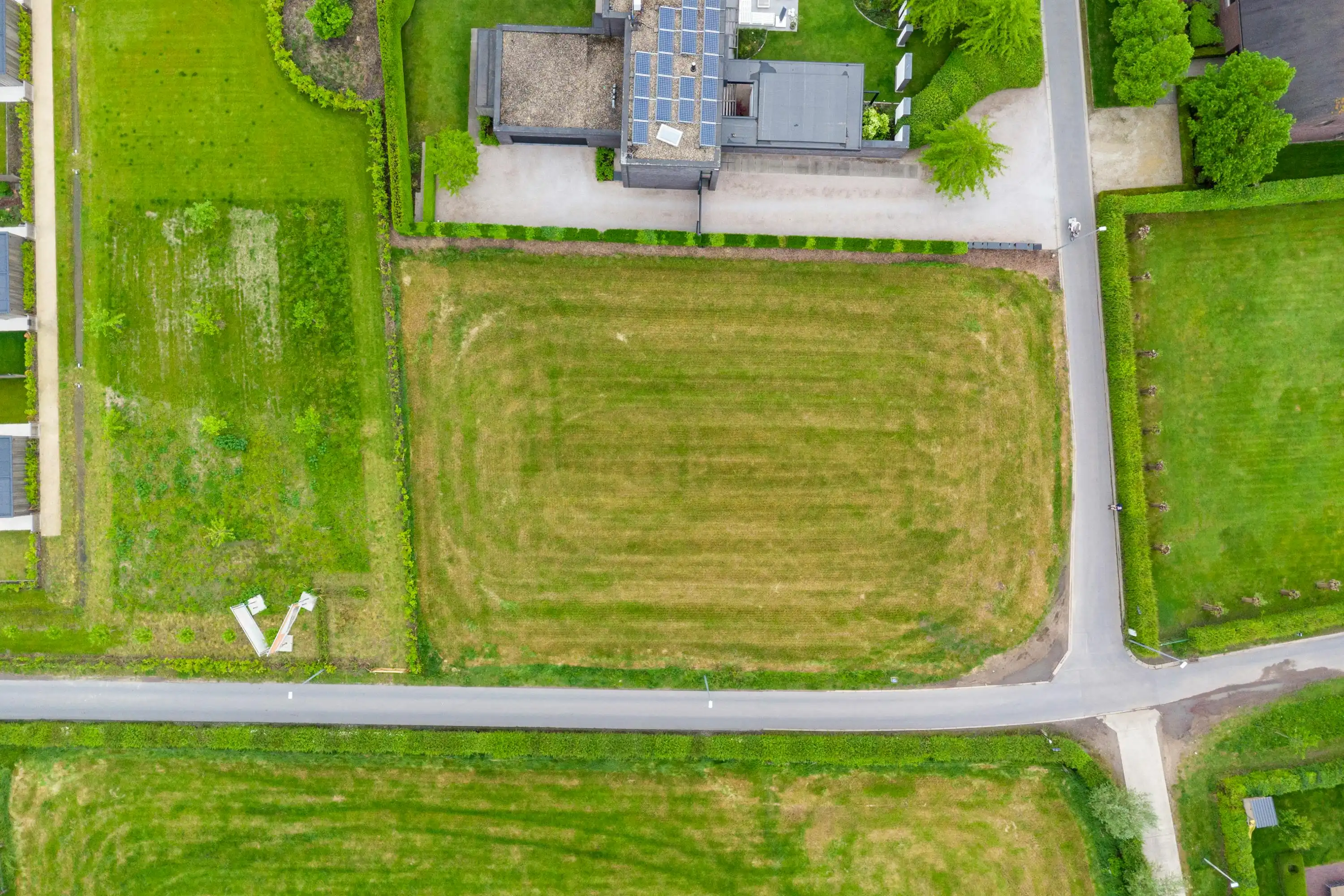 Exclusief perceel bouwgrond aan Bosmolens te Izegem  foto 2