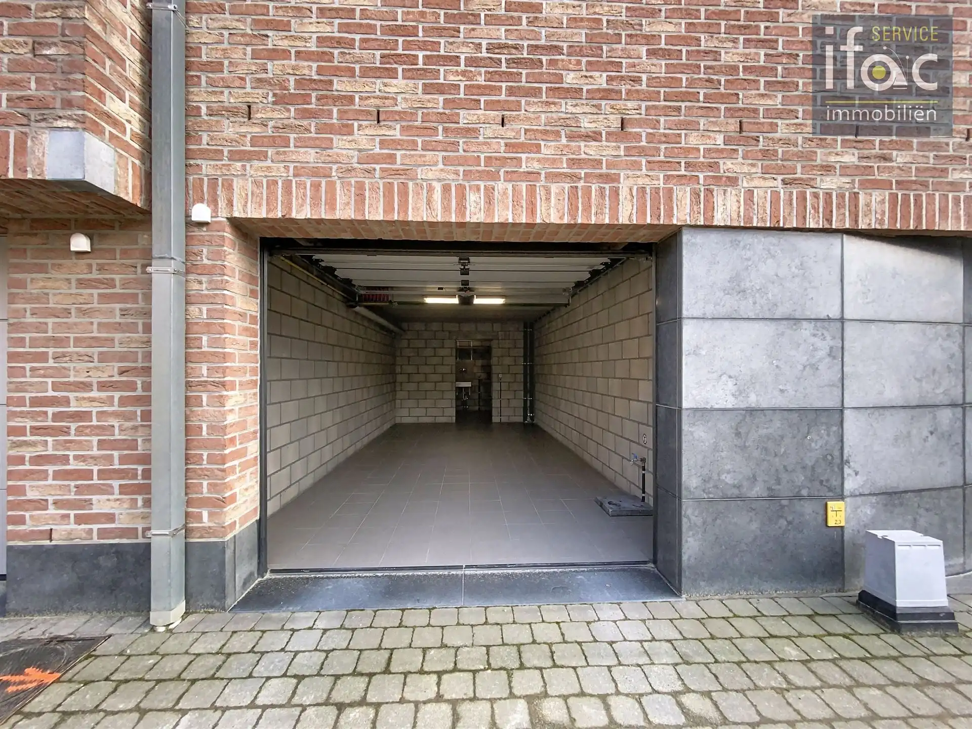 Appartement met 2 slaapkamers en ruime garage foto 15