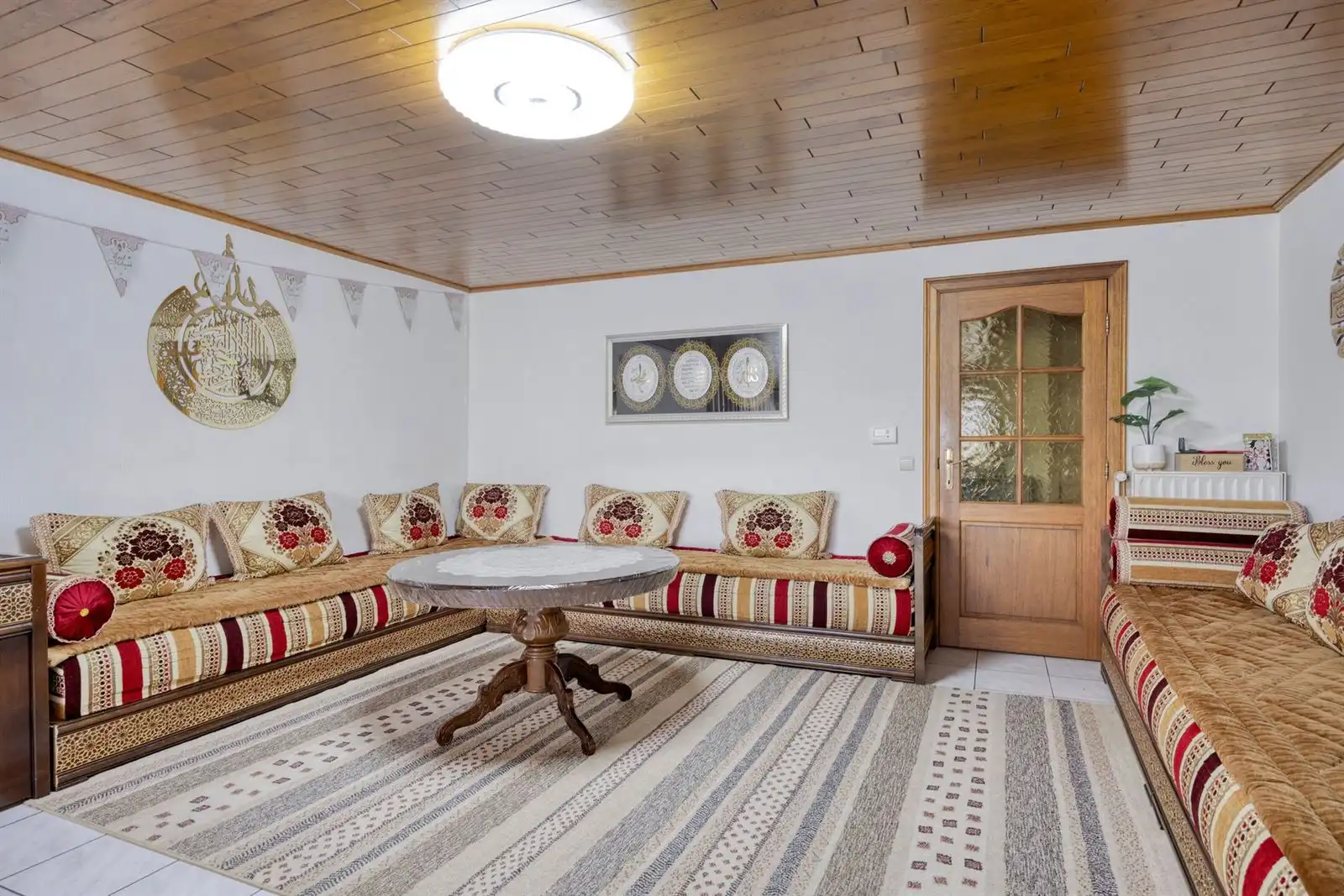 Ruim appartement met 4 slaapkamers te koop foto 5