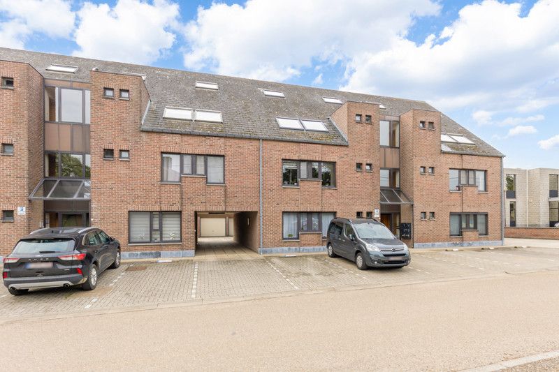 Gelijkvloers appartement met 2 slpkms, autostaanplaats en private berging foto 35