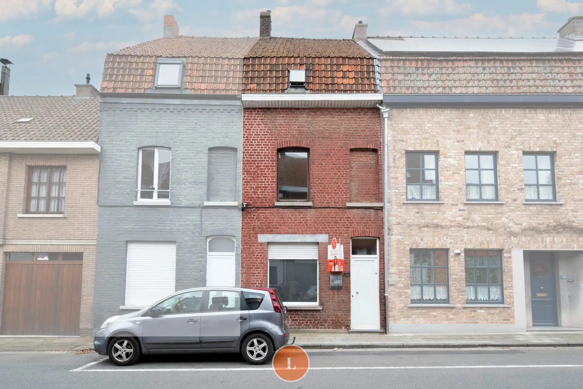 Interessante investeringseigendom of ideale starterswoning met mogelijks 4 slaapkamers foto {{pictureIndex}}