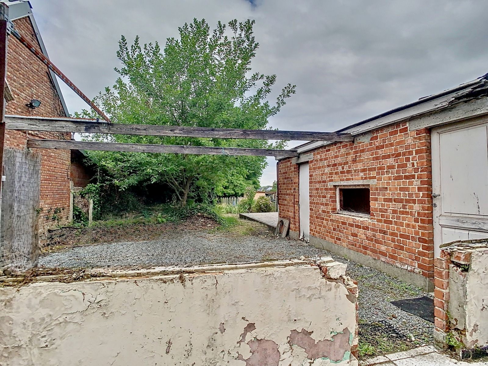 Te renoveren open bebouwing in een landelijke omgeving! foto 14