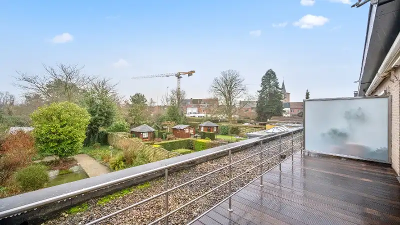 Ruim 3 slaapkamer appartement van 130m² met terras 14m² op zuid-oosten foto 16