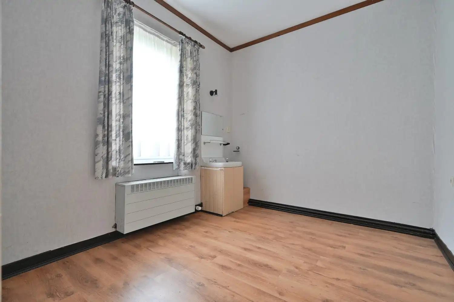 Karaktervol herenhuis met binnenkoer op ruim perceel in Vreren (Tongeren-Borgloon) foto 15