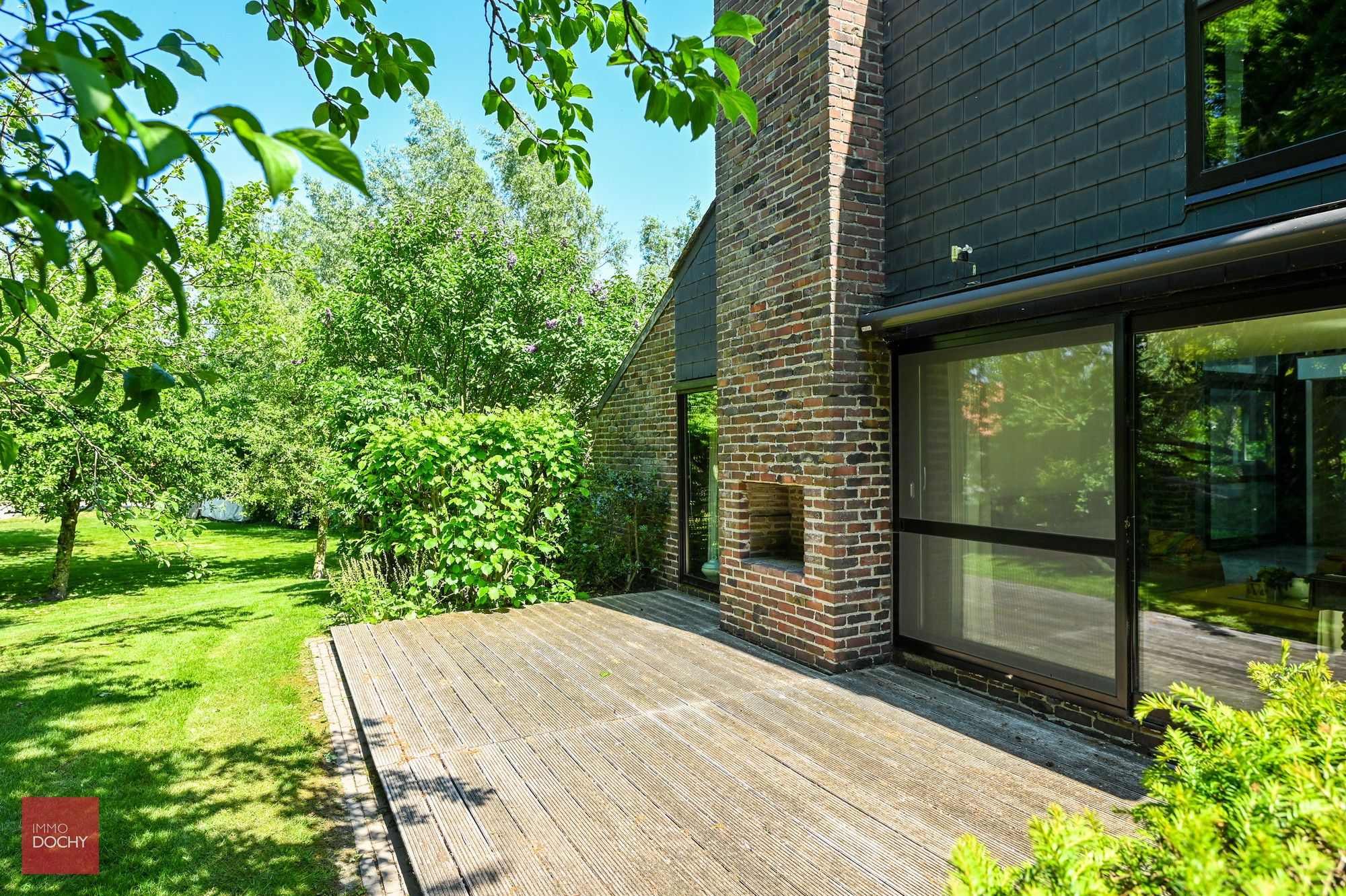 Architectenvilla met mooie tuin foto 9
