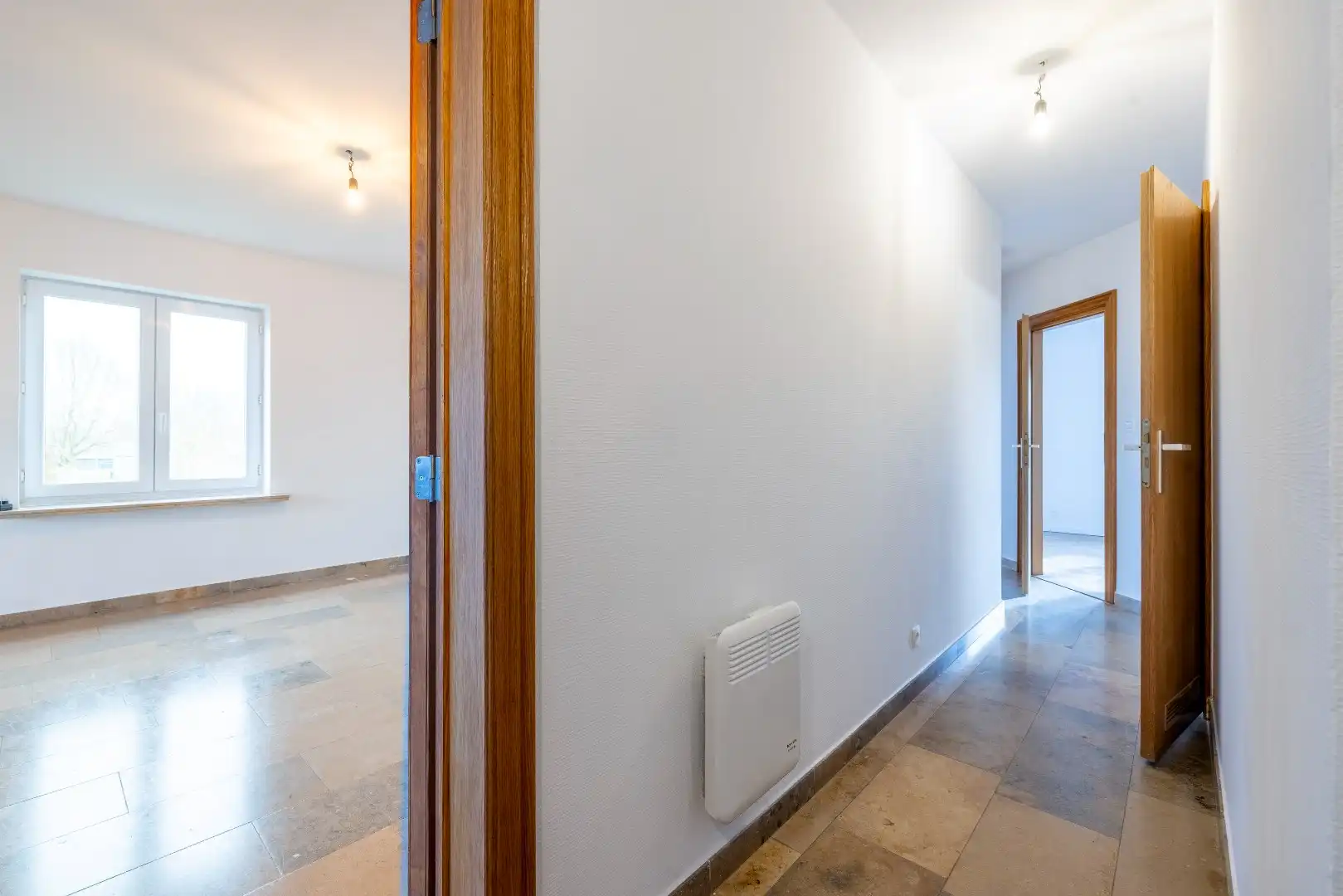 Instapklaar 3-slaapkamerappartement met autostaanplaats – ideaal als investering of eigen woonst foto 6