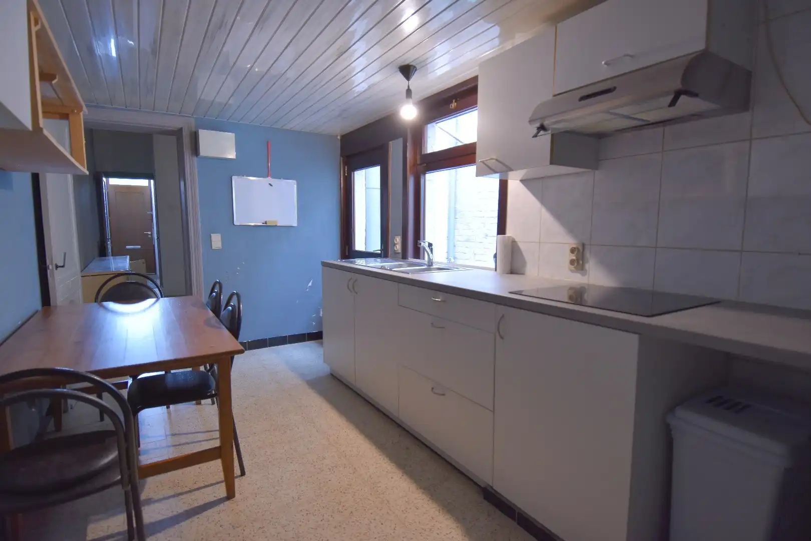 Woning met 2 slaapkamers en tuin vlakbij centrum Bissegem foto 6