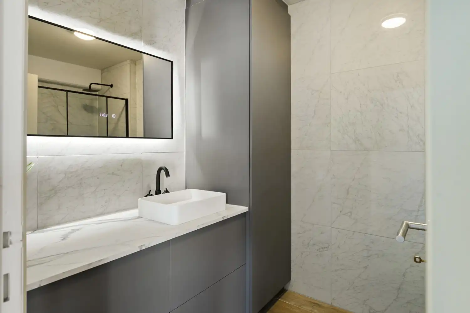 Gerenoveerde penthouse met 2 slpkrs en garage te Kessel-Lo foto 10