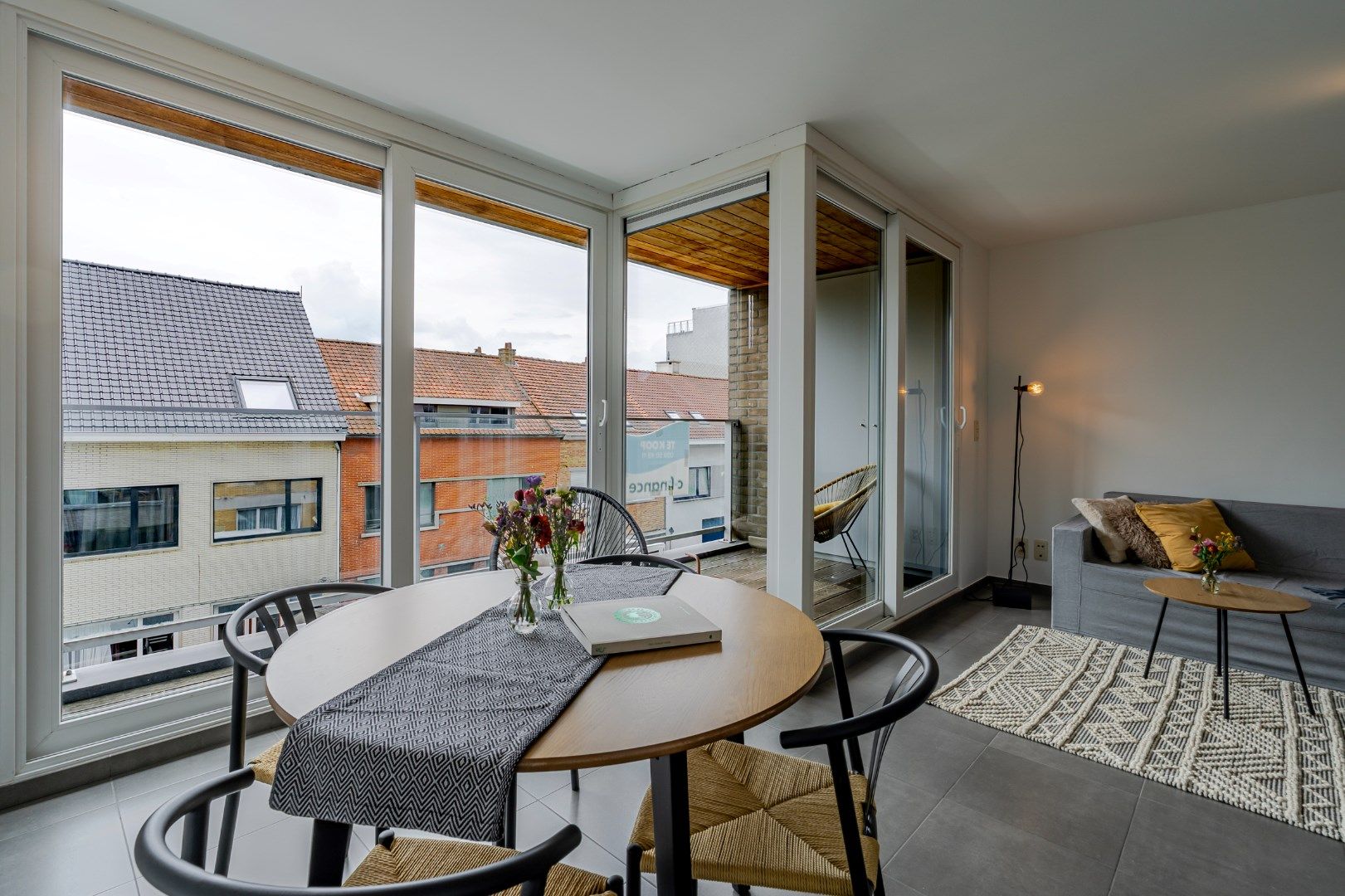 Recent 2-slaapkamerappartement (label A) op zeer gunstige ligging te Mariakerke foto 6