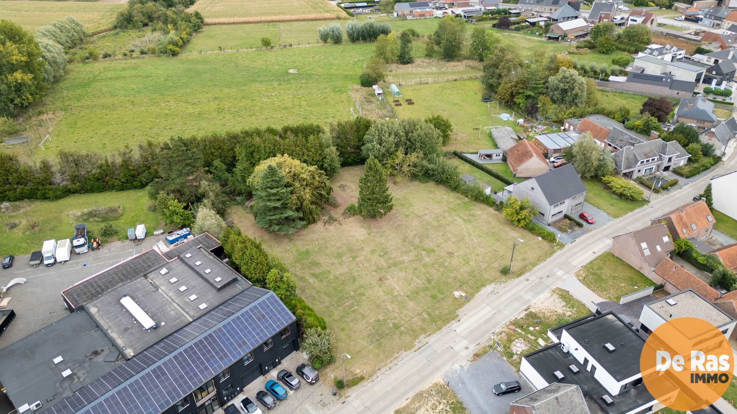 BAVEGEM- Bouwgrond (lot 1) voor halfopen bebouwing met weide foto 2