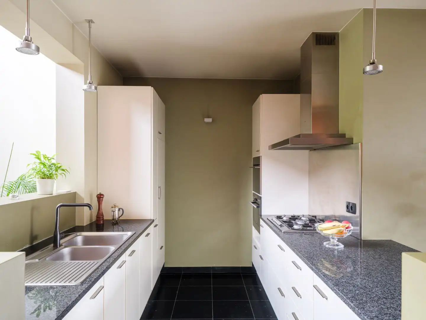 Instapklare woning met overvloedig licht en prachtige tuin foto 7