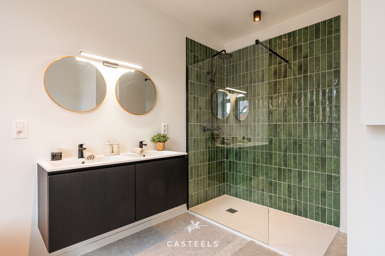 Prachtige gerenoveerde gezinswoning te Melle Vogelhoek foto 14