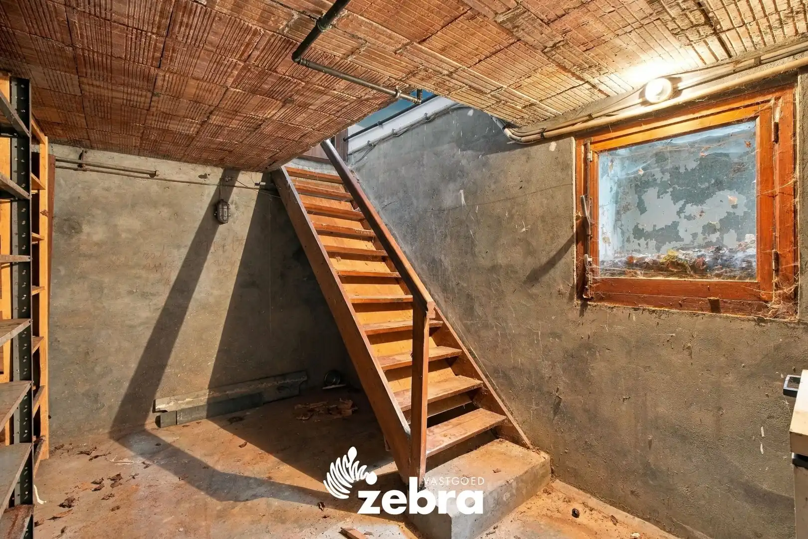 Te renoveren woning in Rumbeke! foto 10