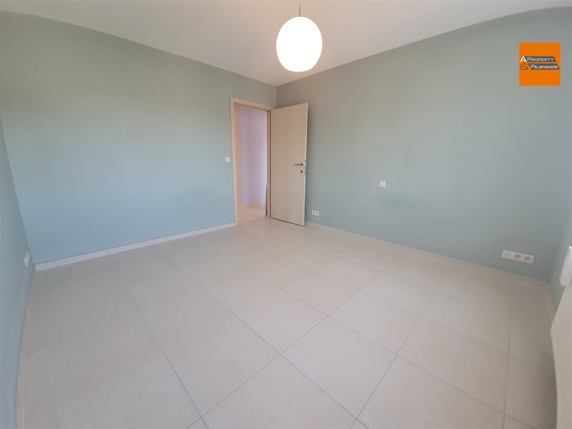 Appartement met twee slaapkamers. foto 6