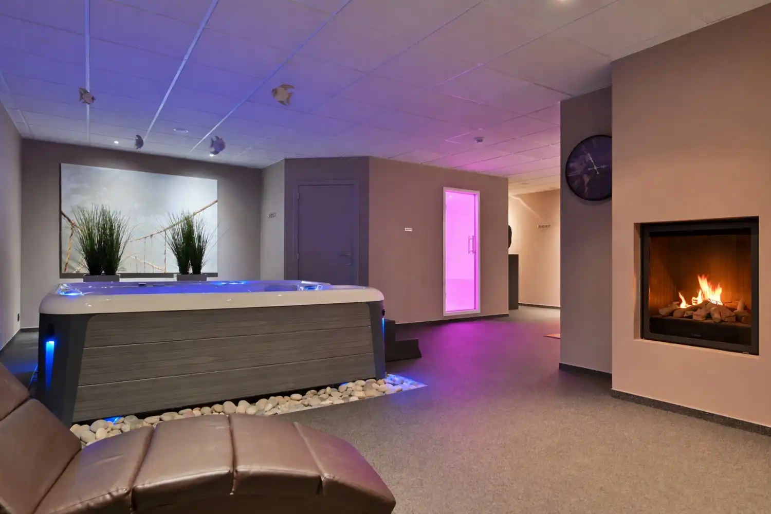 Instapklare topwoning met unieke mogelijkheden op een perceel van 11a75ca in het landelijke Neeroeteren. foto 32