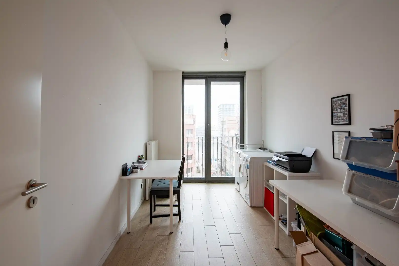 Ruim en stijlvol appartement in de populaire Cadixwijk foto 9