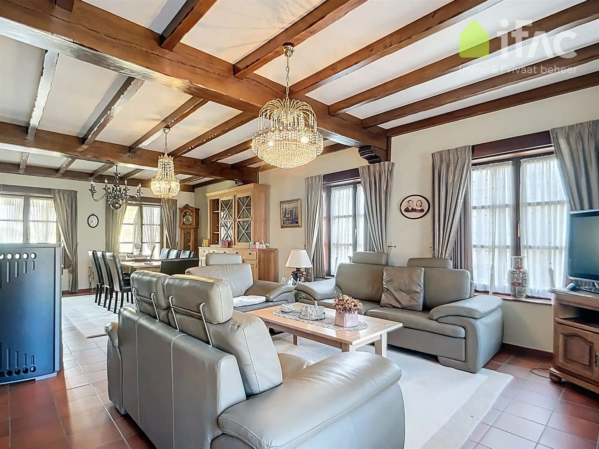 Fantastische woning met 4 slaapkamers en veranda foto 8
