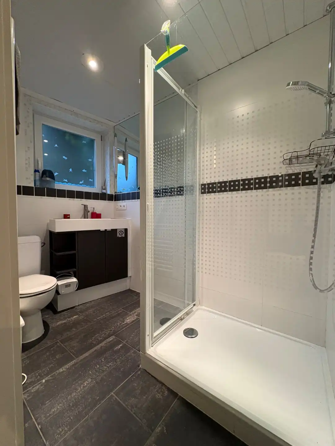 Instapklaar appartement met privé terras foto 11