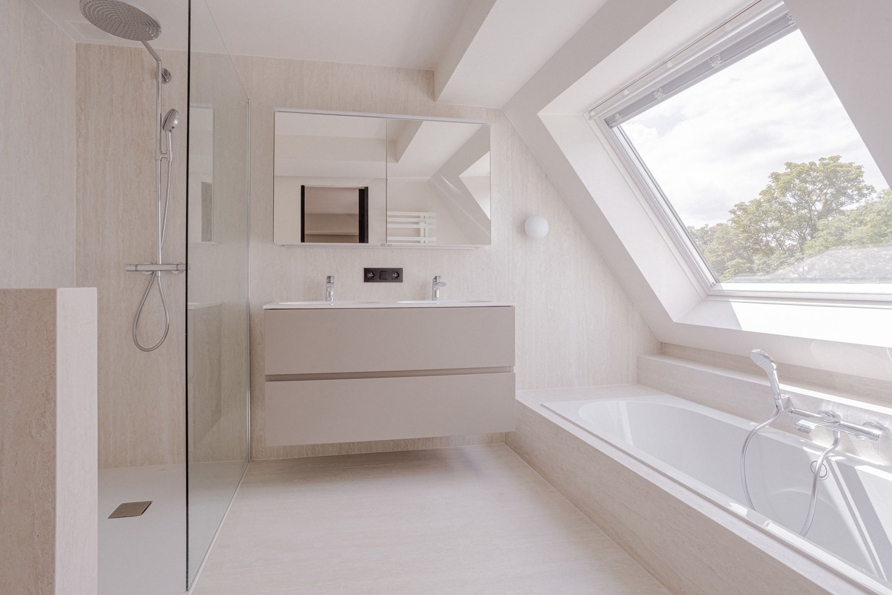 Prachtig triplex 4 slk. met mooie grote terrassen foto 14