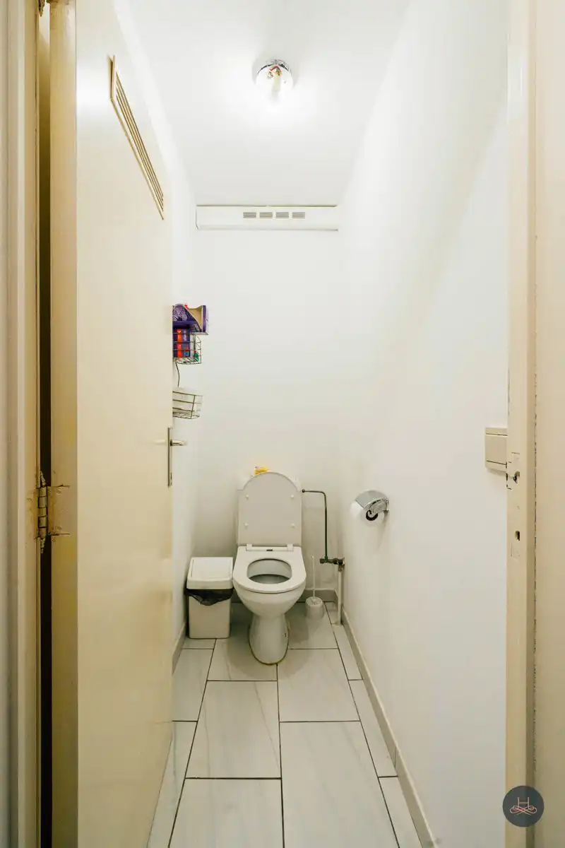 Ruim appartement met grote tuin & garage foto 11