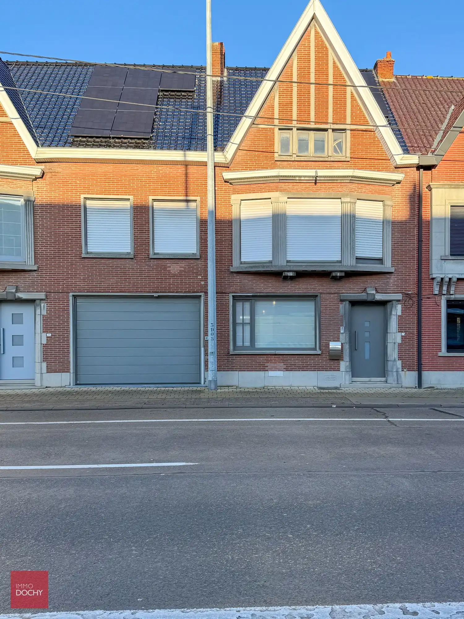 Volledig vernieuwde BURGERWONING met alle modern comfort | Kortrijkseweg 317 foto 18