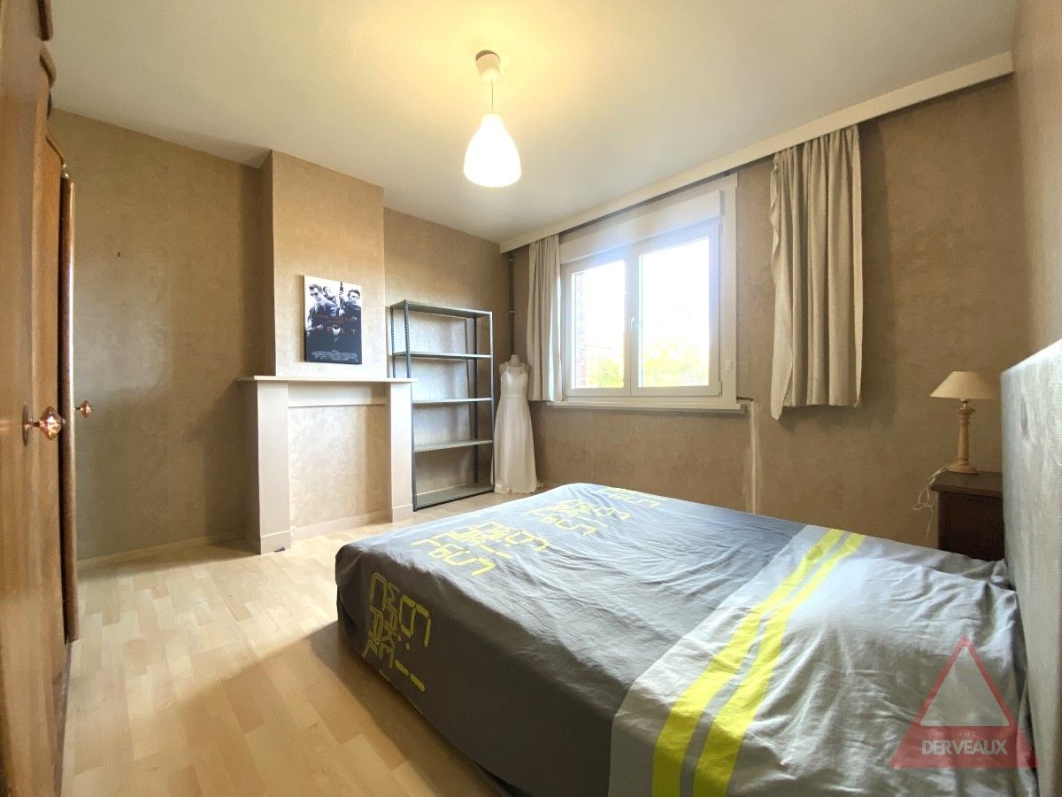 Zonnebeke - Woning met diepe tuin en dubbele garage in het centrum foto 8