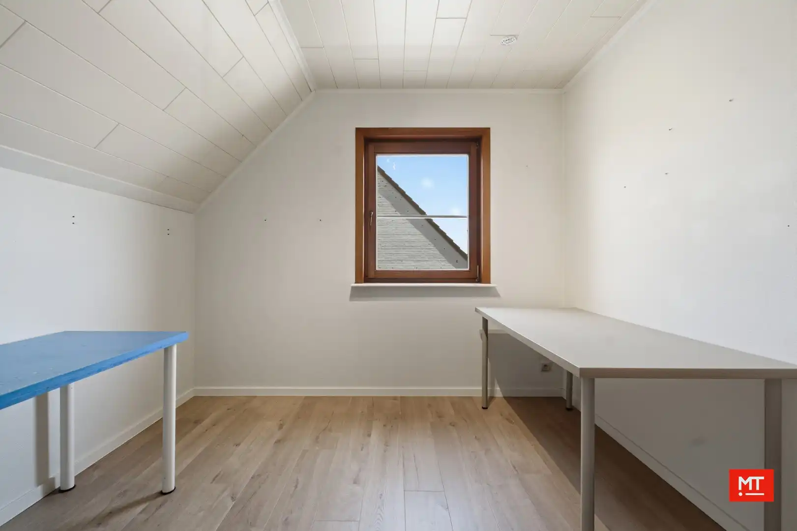 Alleenstaande woning met 4 slaapkamers, zonnige tuin en garage op de Molenhoek foto 10