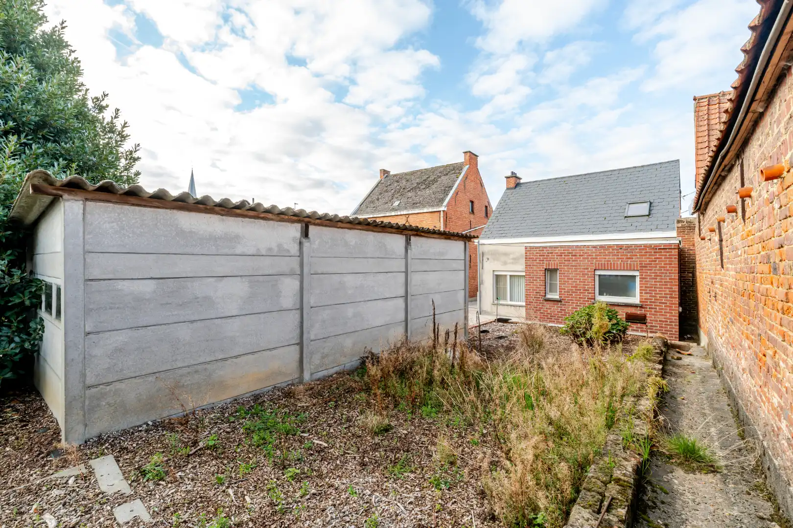 Gezellige en lichtrijke woning met 2 slaapkamers en ruime tuin foto 15