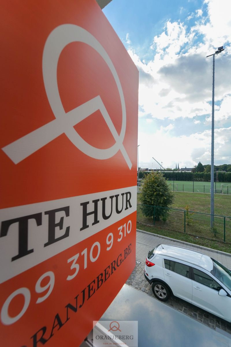 Ruime woning met tuin Oostakker! foto 4