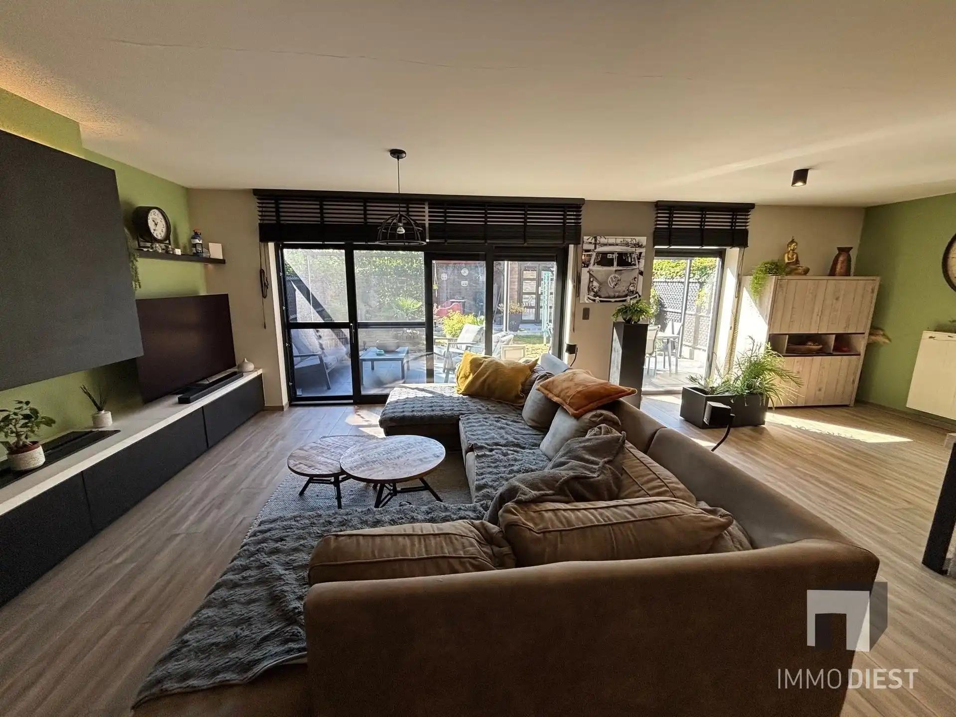 Ruim gelijkvloers appartement met open leefruimte en zonnige tuin foto 7
