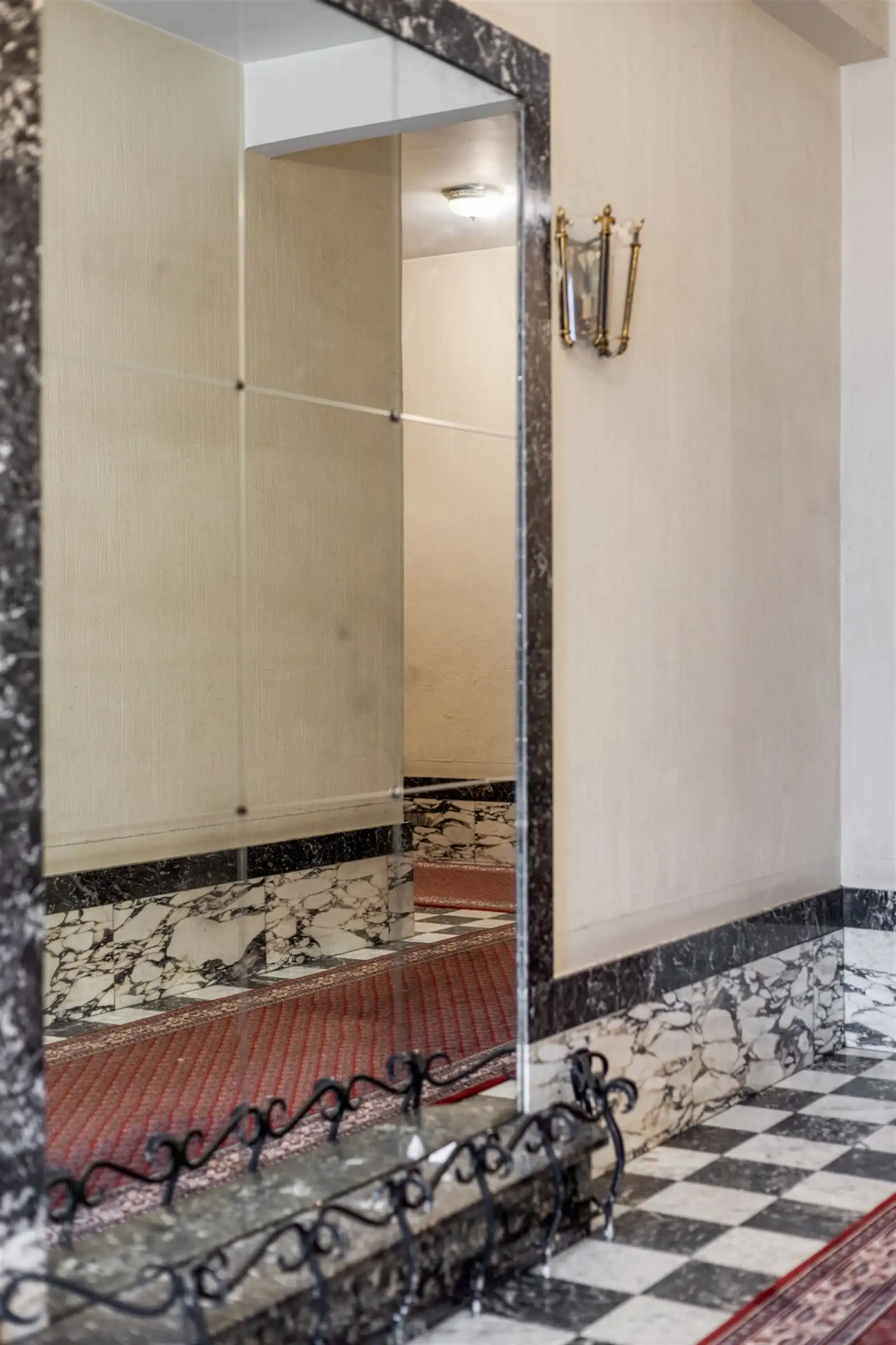 Stadspark: ruim 2slpk appartement en veel potentieel foto 3