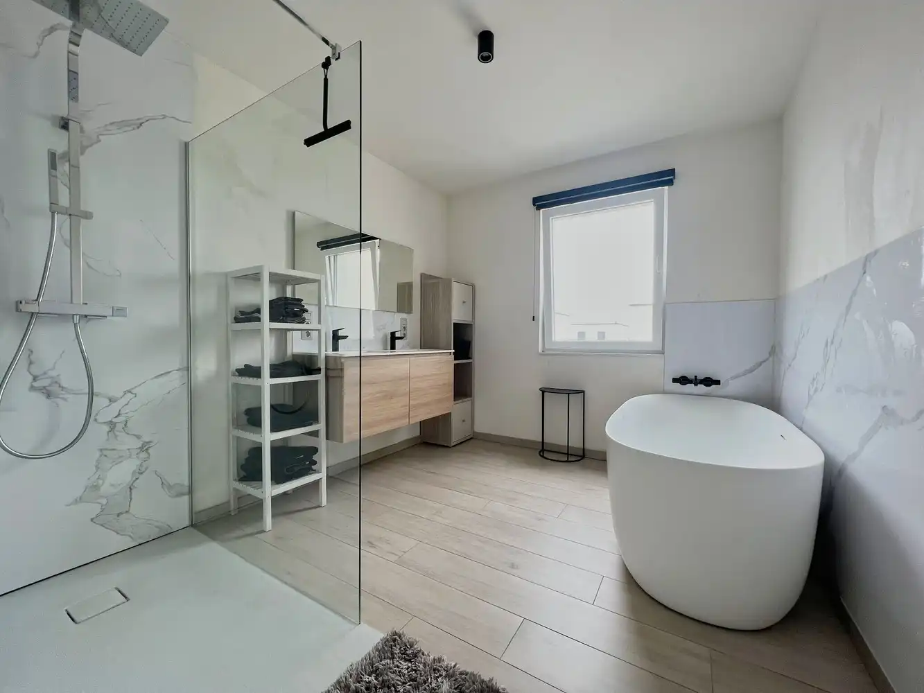 Energiezuinige, stijlvolle woning met 3 slpks + tuin! foto 11