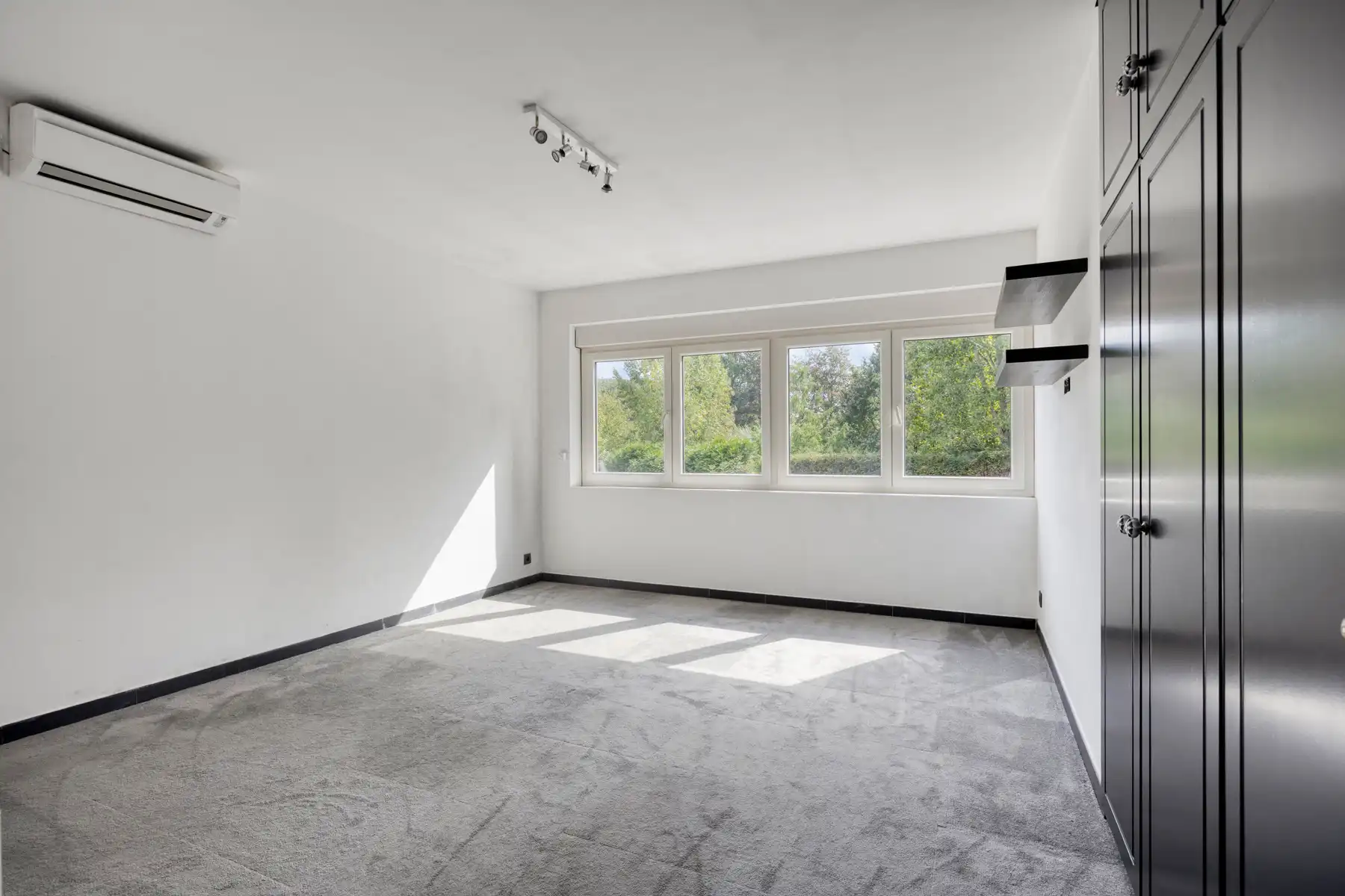 HANDELSPAND MET WOONST – TOPLIGGING LANGS DE N9! foto 7