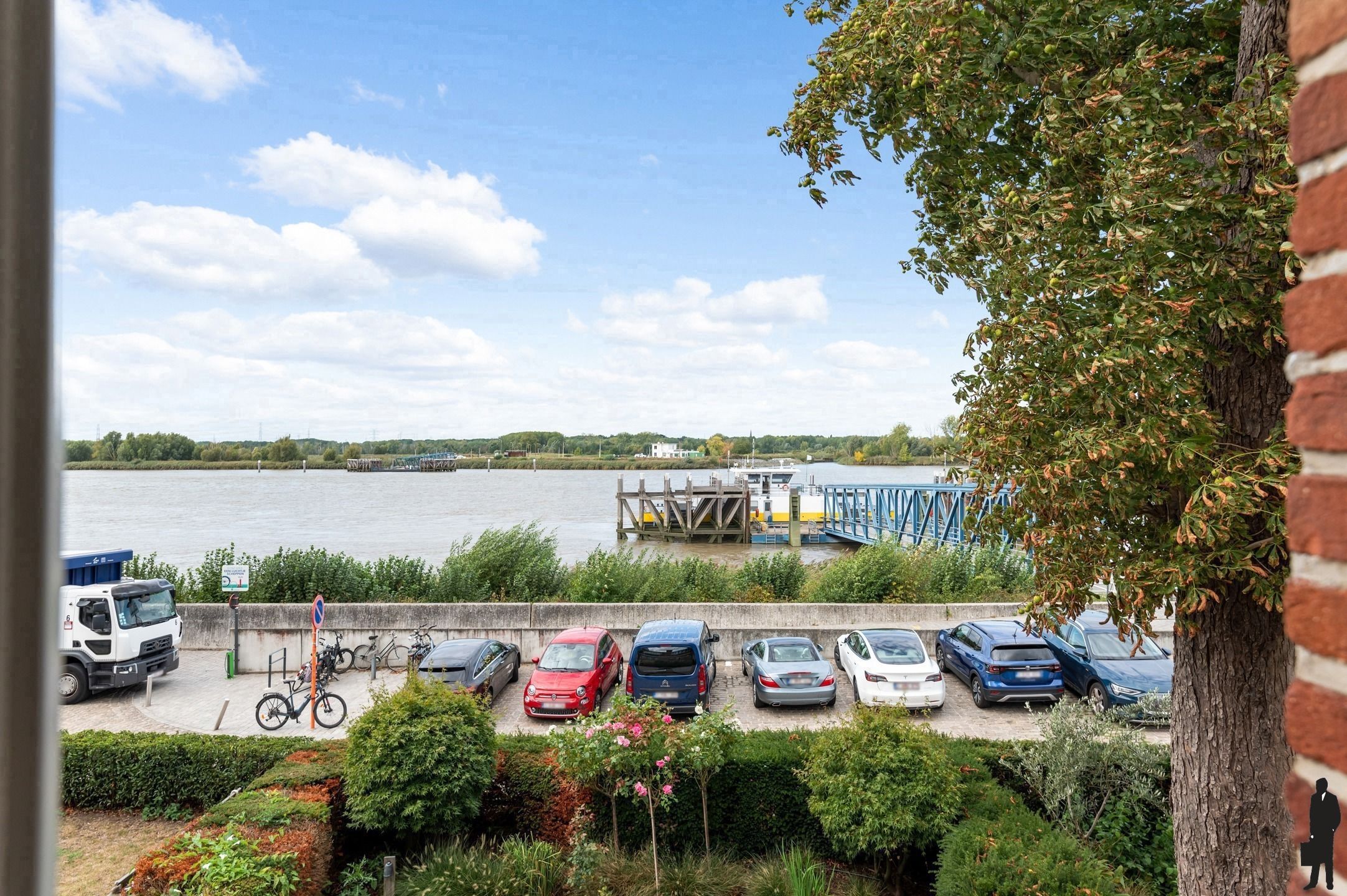 Charmante en unieke woning met Scheldezicht te Hemiksem foto 28
