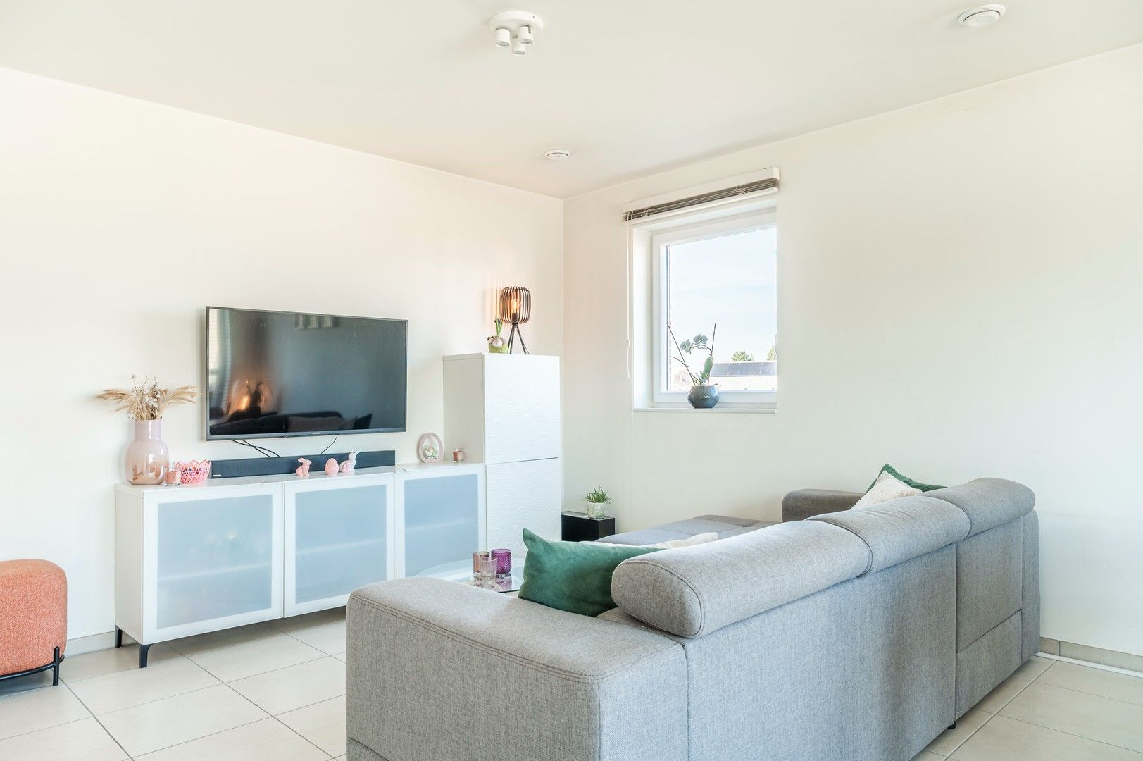 Prachtig appartement te koop met carport foto 5