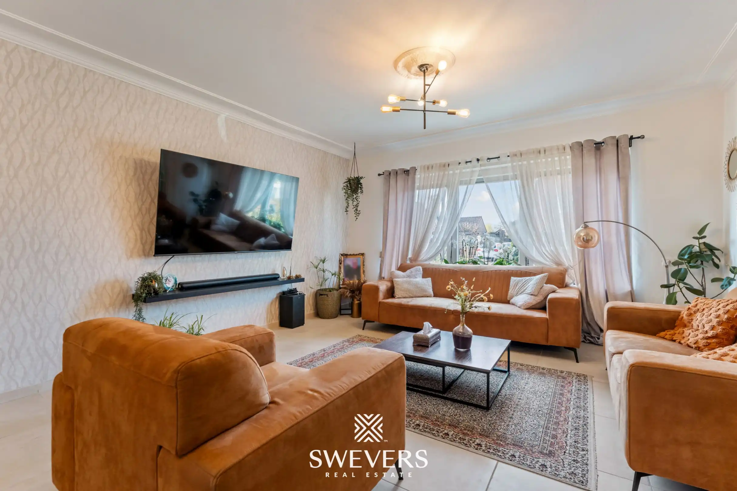 Instapklare, energiezuinige gezinswoning met 5 slaapkamers in rustige buurt van Alken foto 4