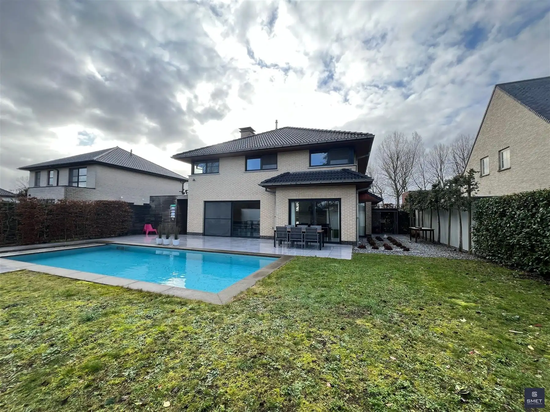 VILLA MET 4 SLPKS, GARAGE EN ZWEMBAD OP TOPLOCATIE foto 26