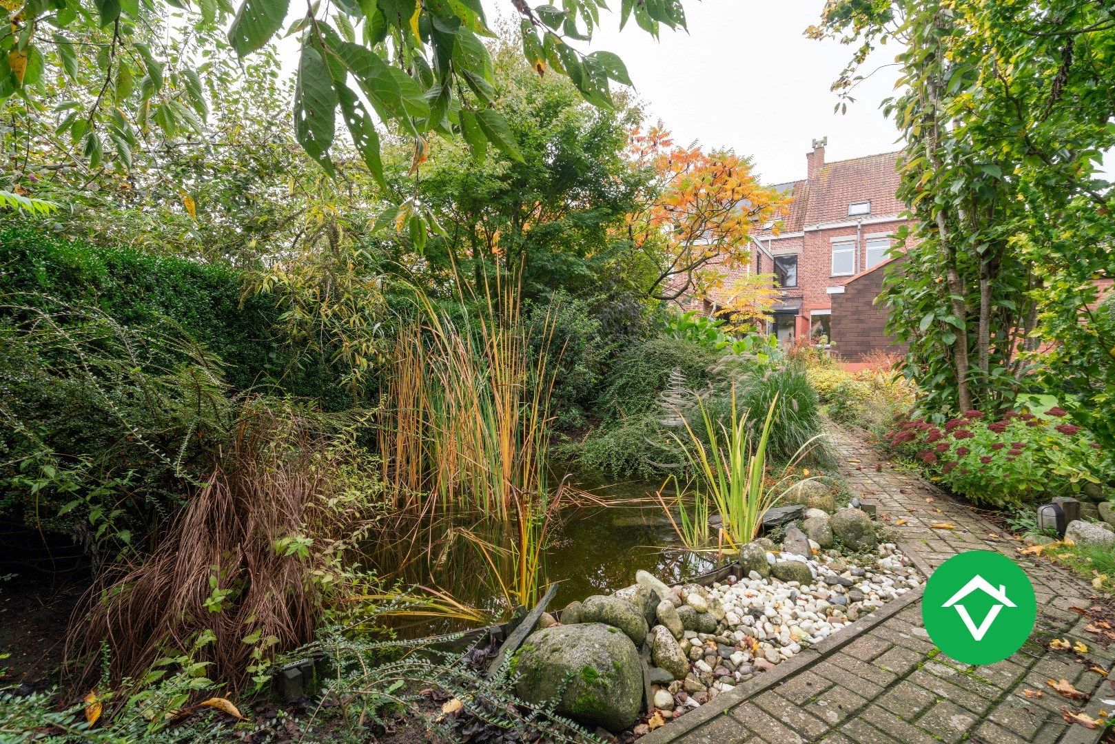 Charmante, instapklare woning met 2 slaapkamers en tuin nabij het stadspark te Roeselare foto 21