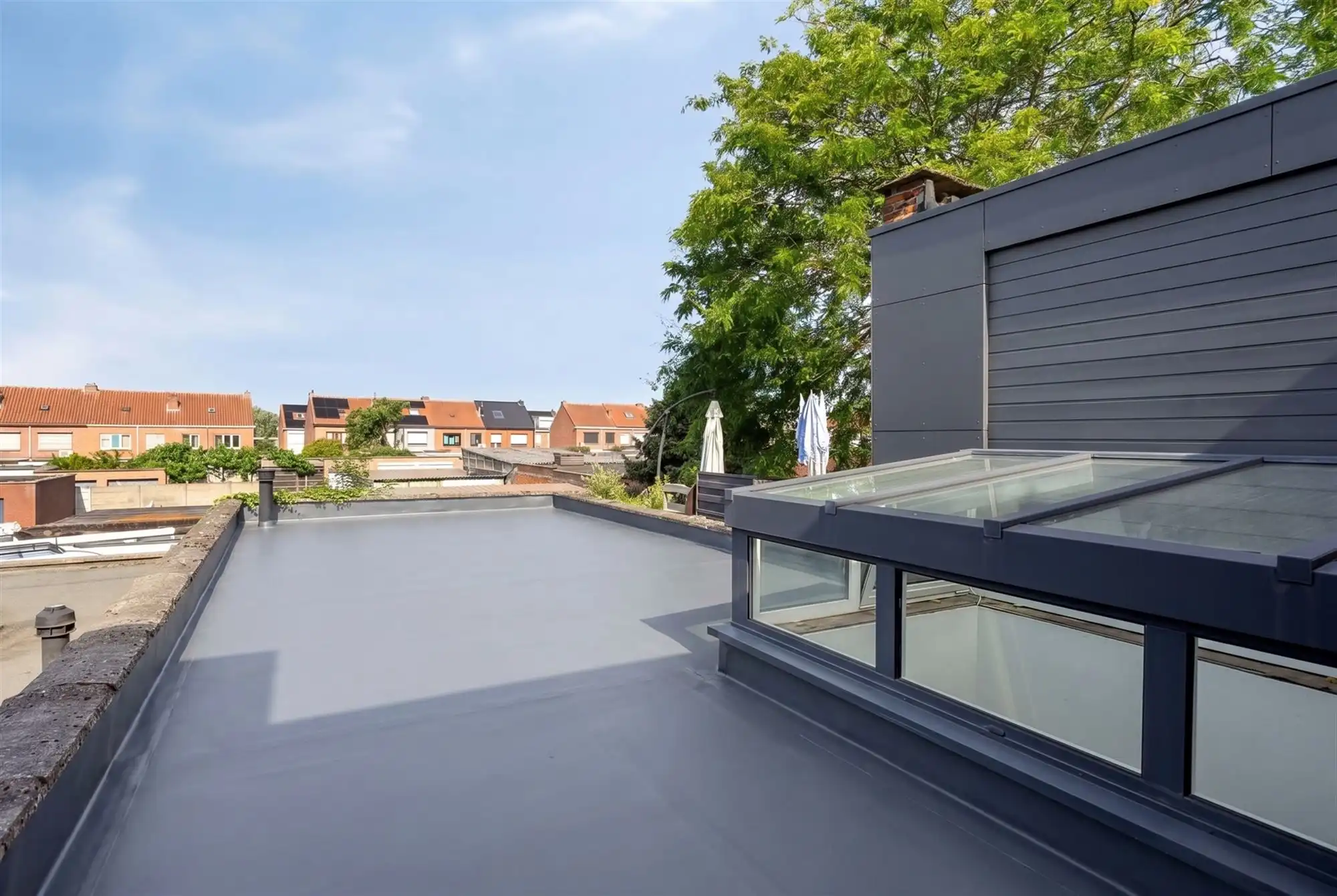 Verrassend ruime instapklare gezinswoning met garage foto 25