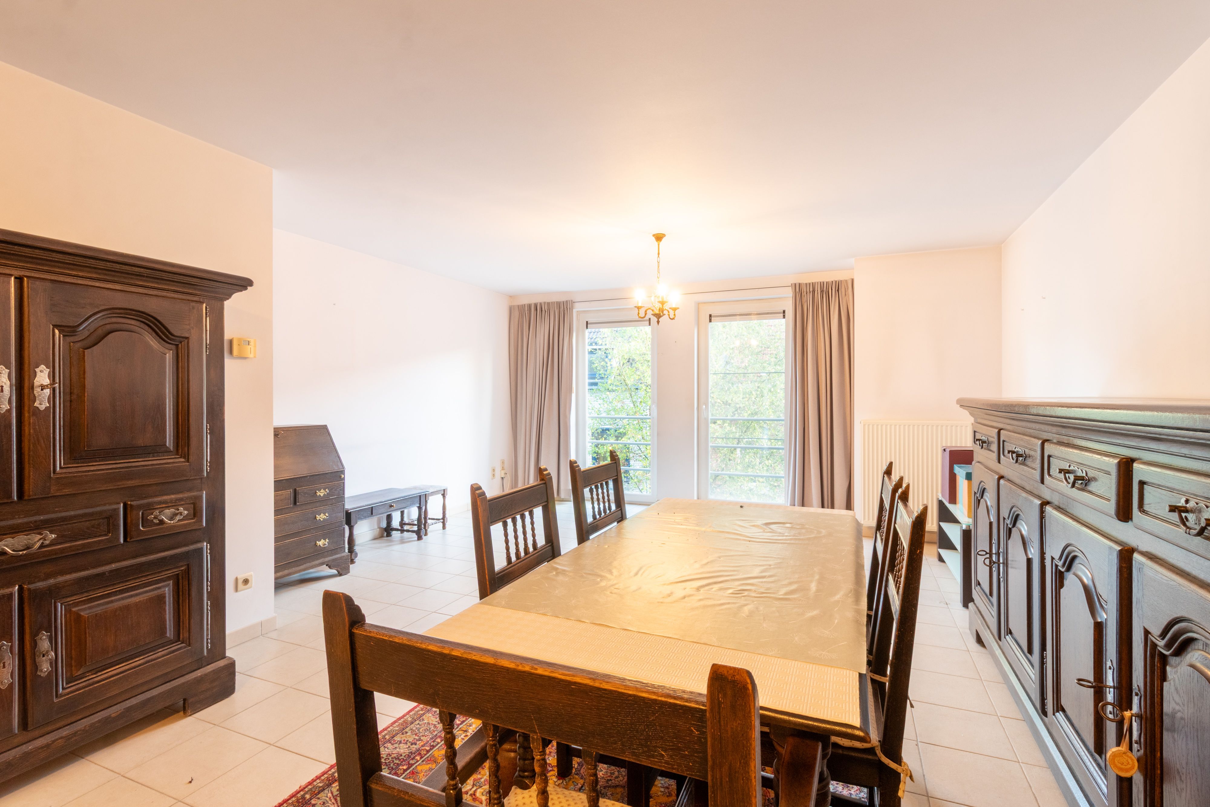 Licht appartement met twee terrassen en autostaanplaats foto 4