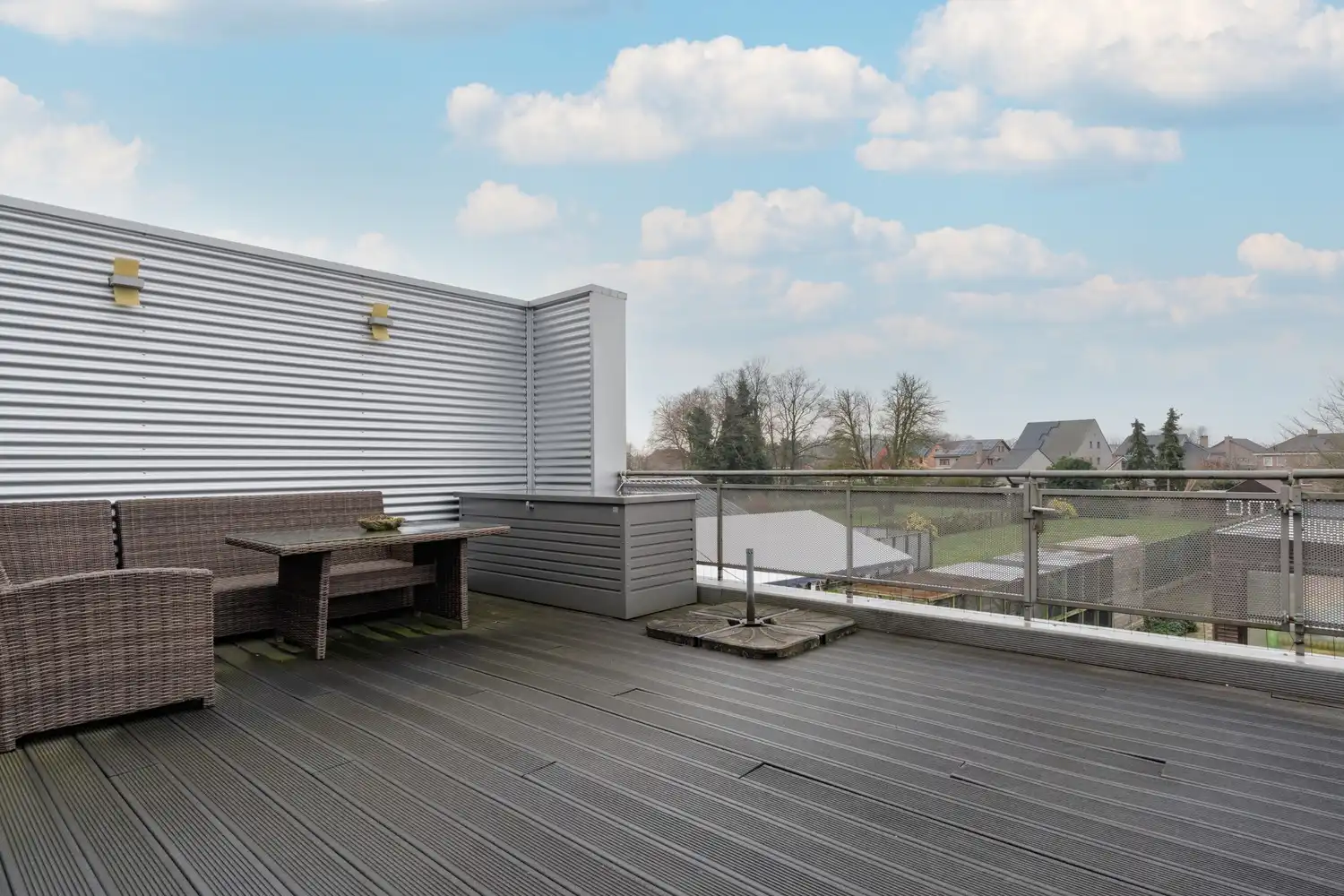 Bekende frituur met super mooi duplex appartement en zwembad te Achel foto 40