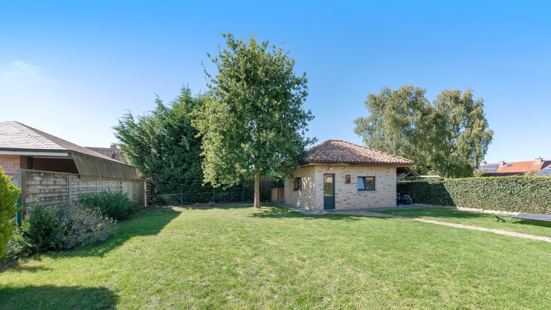 Charmante villa met 5 kamers te Lissewege foto 2
